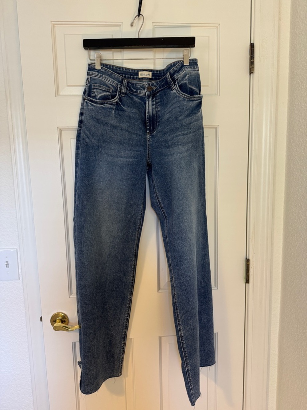 Women's Straight-Leg Jeans in Classic Blue - High Rise